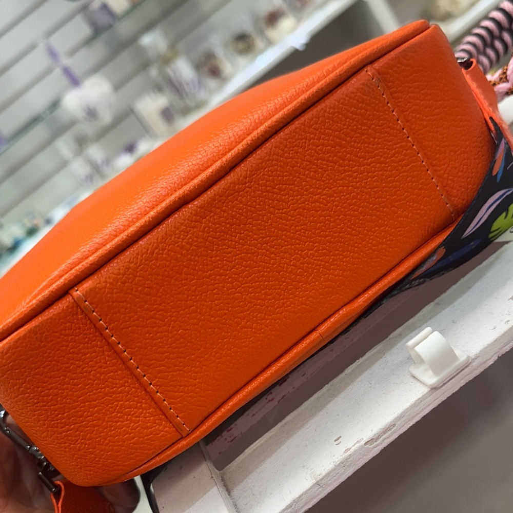 Min & Mon Orange Tiger Embroidered Crossbody Bag - Picture 4 of 6